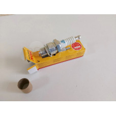 Свеча зажигания NGK 1098 для Toyota Corona / Toyota Avensis Свеча зажигания NGK 1098 для Toyota Corona / Toyota Avensis